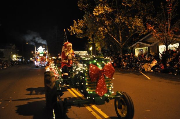 Calistoga Lighted Tractor Parade 2014